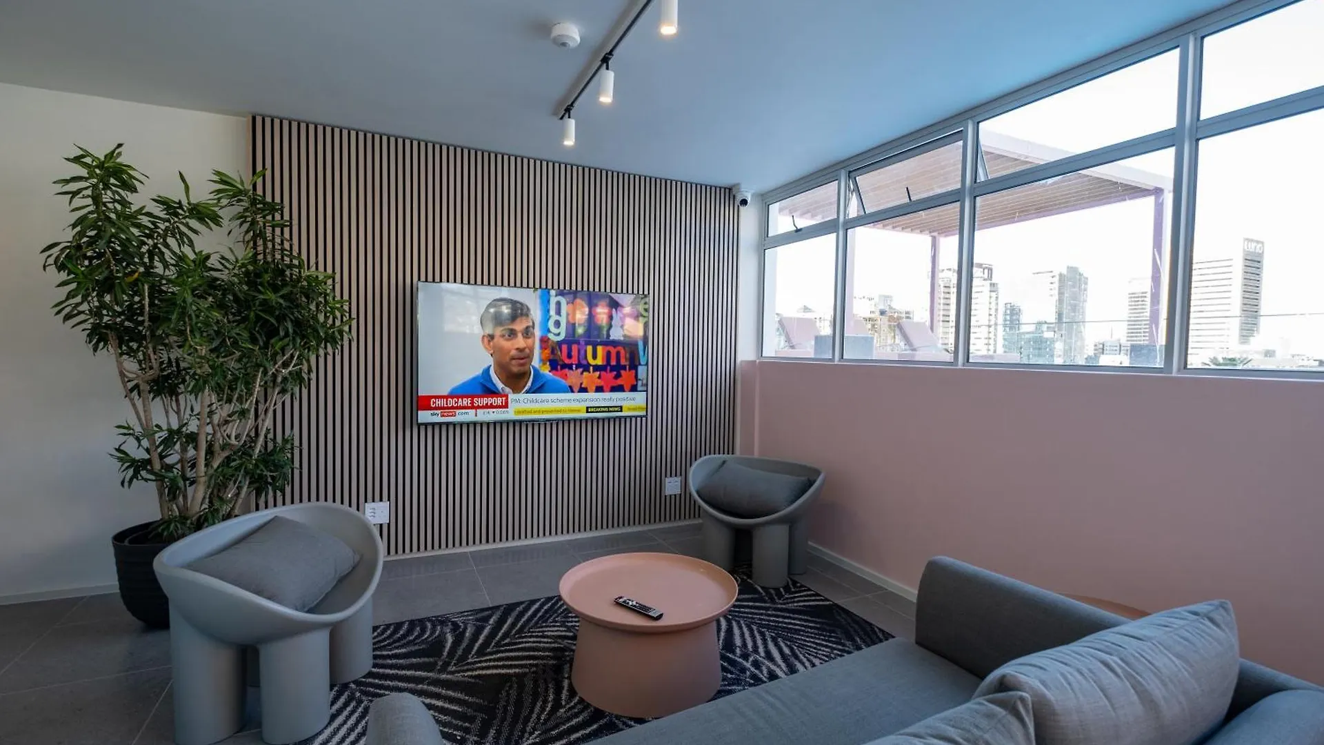 The Rose 206 - Modern Studio Apartment With Pool Κέιπ Τάουν Νότια Αφρική