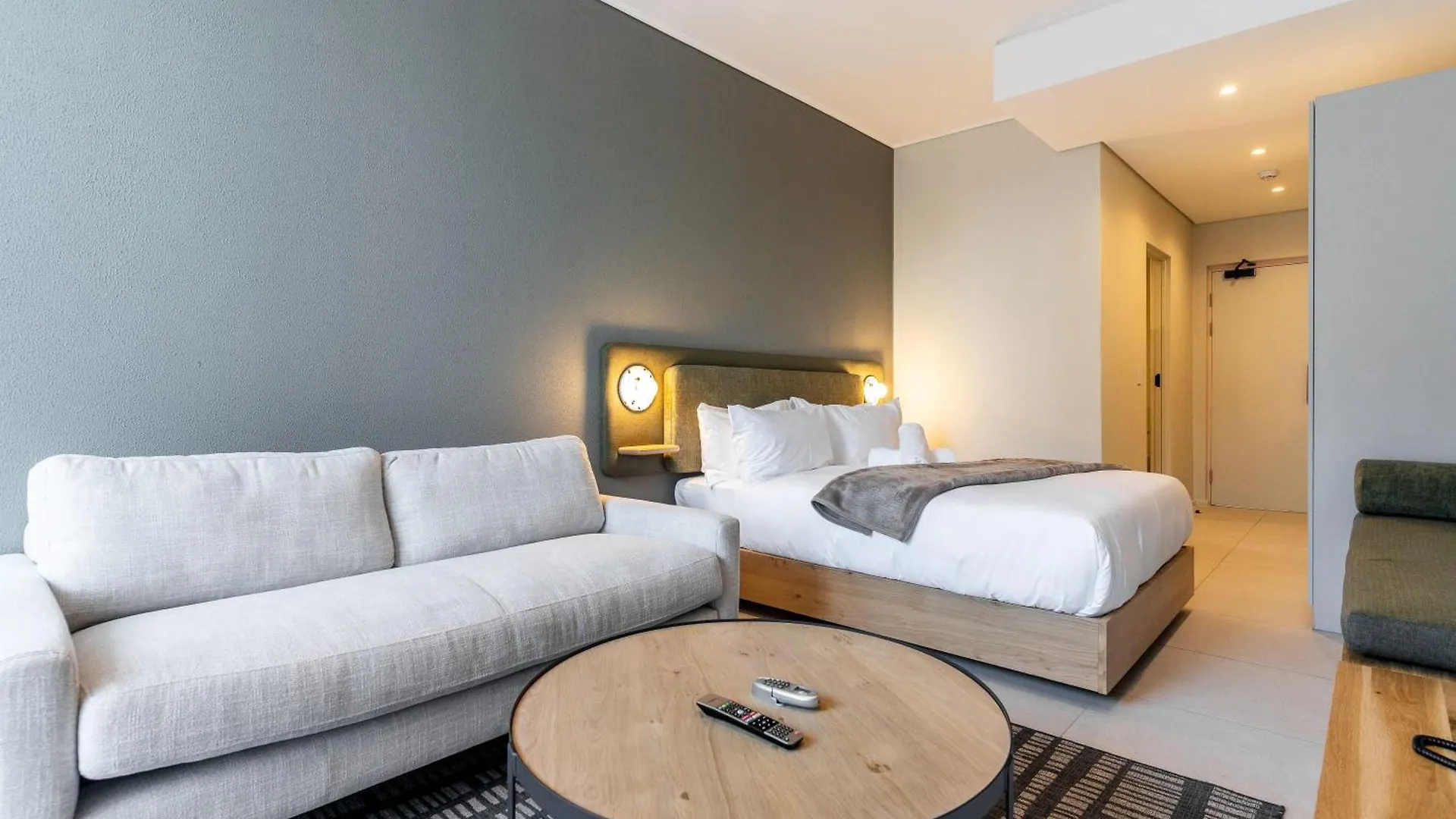 The Rose 206 - Modern Studio Apartment With Pool Κέιπ Τάουν